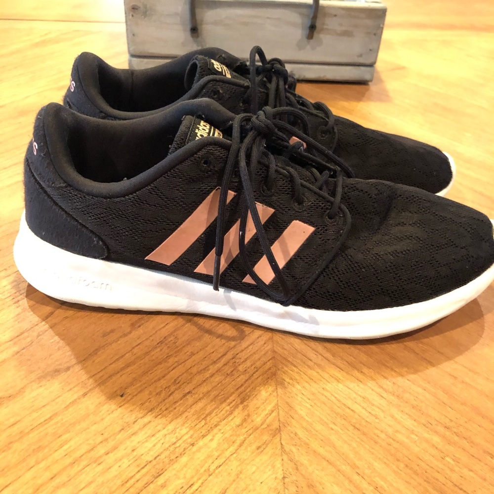Adidas Cloudfoam QT Racer